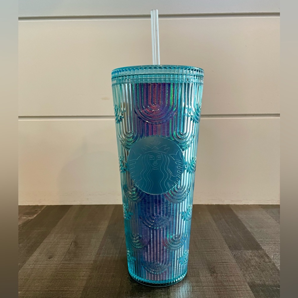 Starbucks Iridescent Mermaid Scale Tumbler